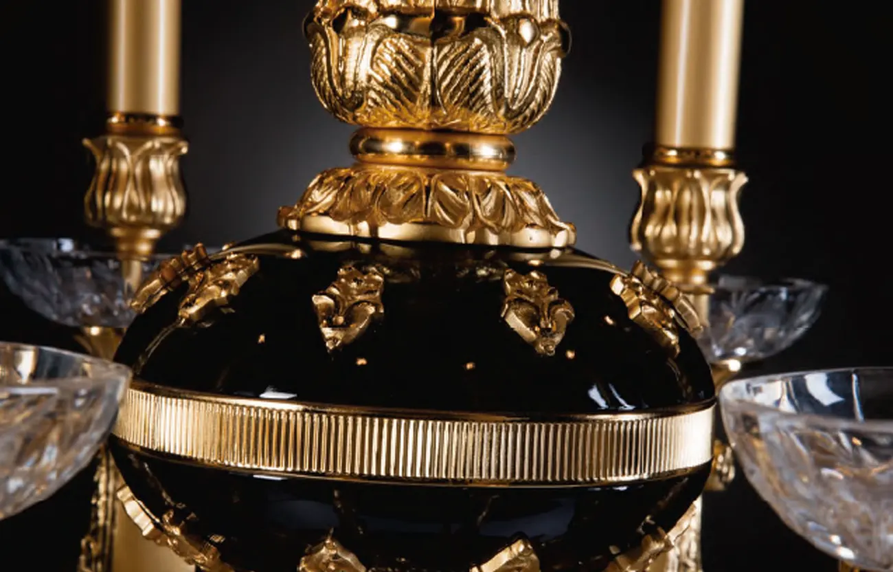 Buy classic lighting in Spain, featuring handcrafted bronze chandeliers and traditional designs manufactured by Spanish classic lighting specialists